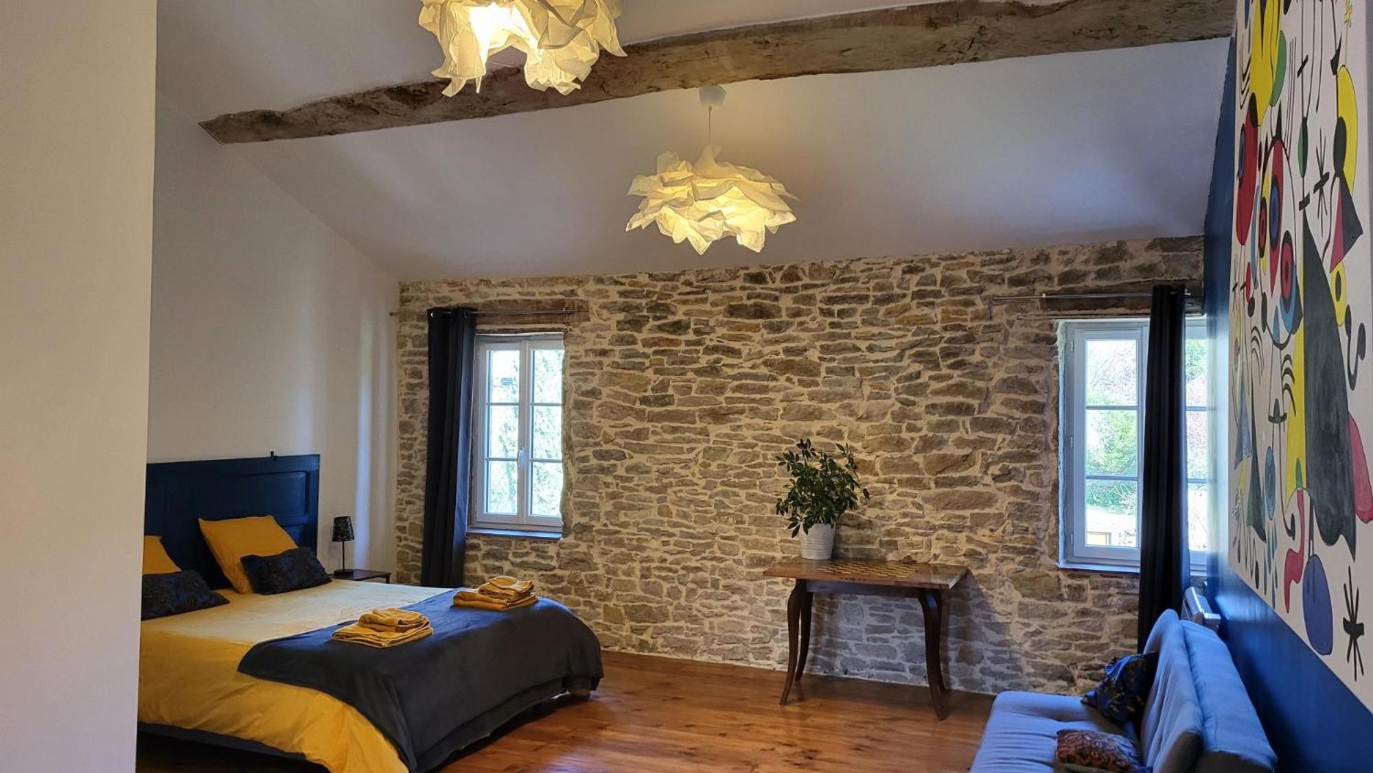 Le Clos Ayanna Crémieu Εξωτερικό φωτογραφία